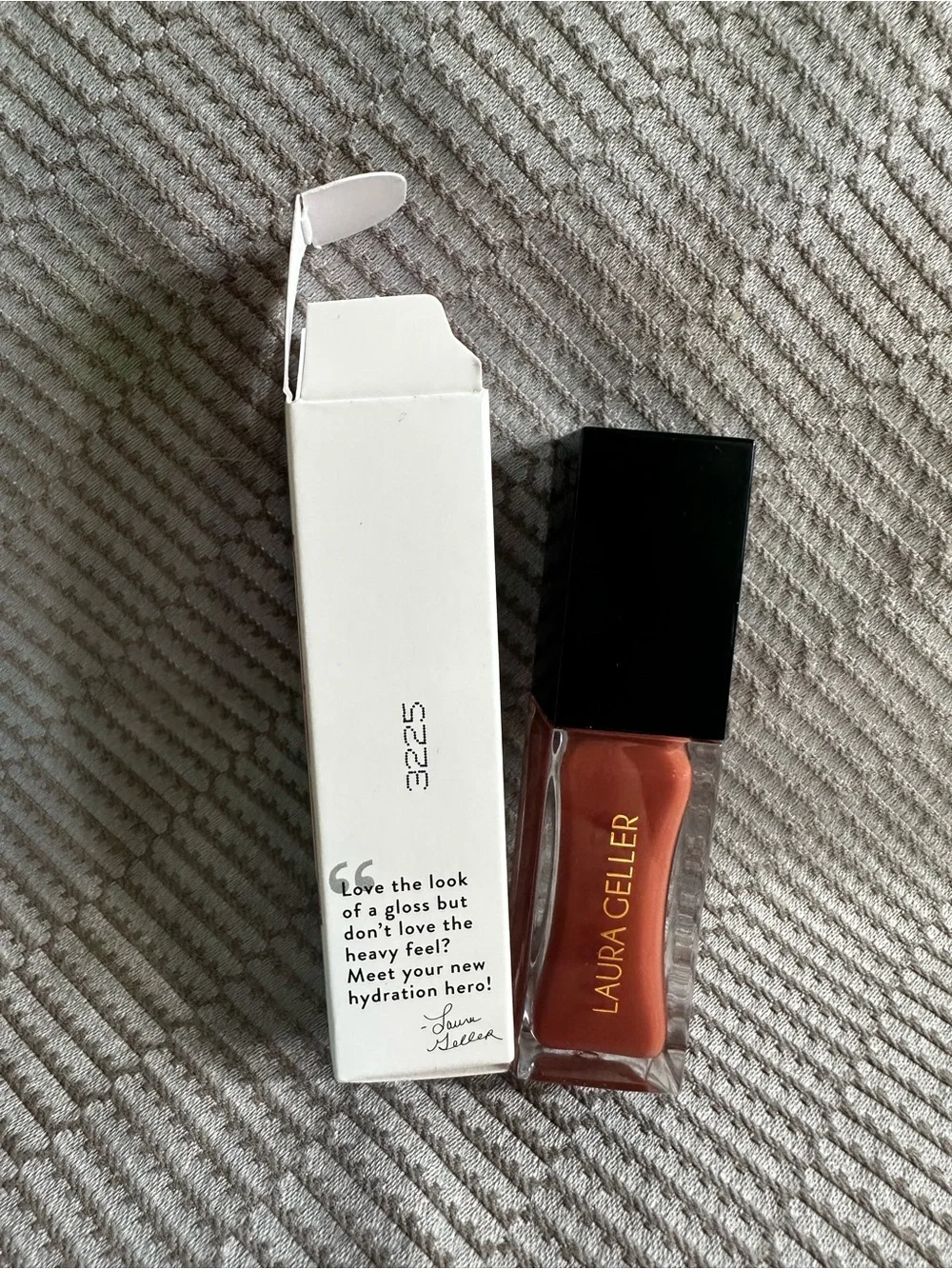 Laura Geller Glossy Lip Oil Neutral Zone - Warm Terracotta